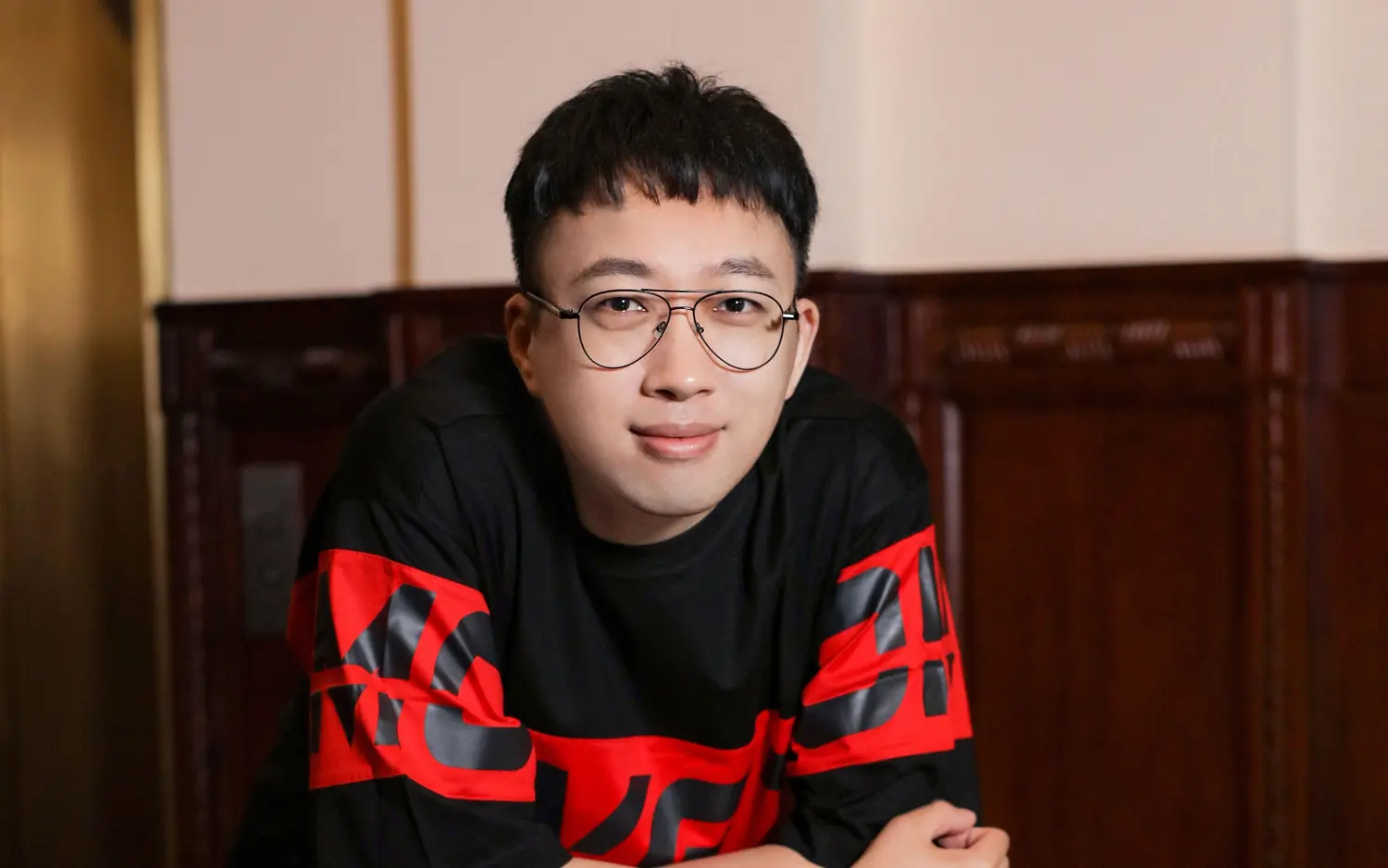 抵制成功了?继郭敬明于正道歉后,于正再发声退出《我就是演员》